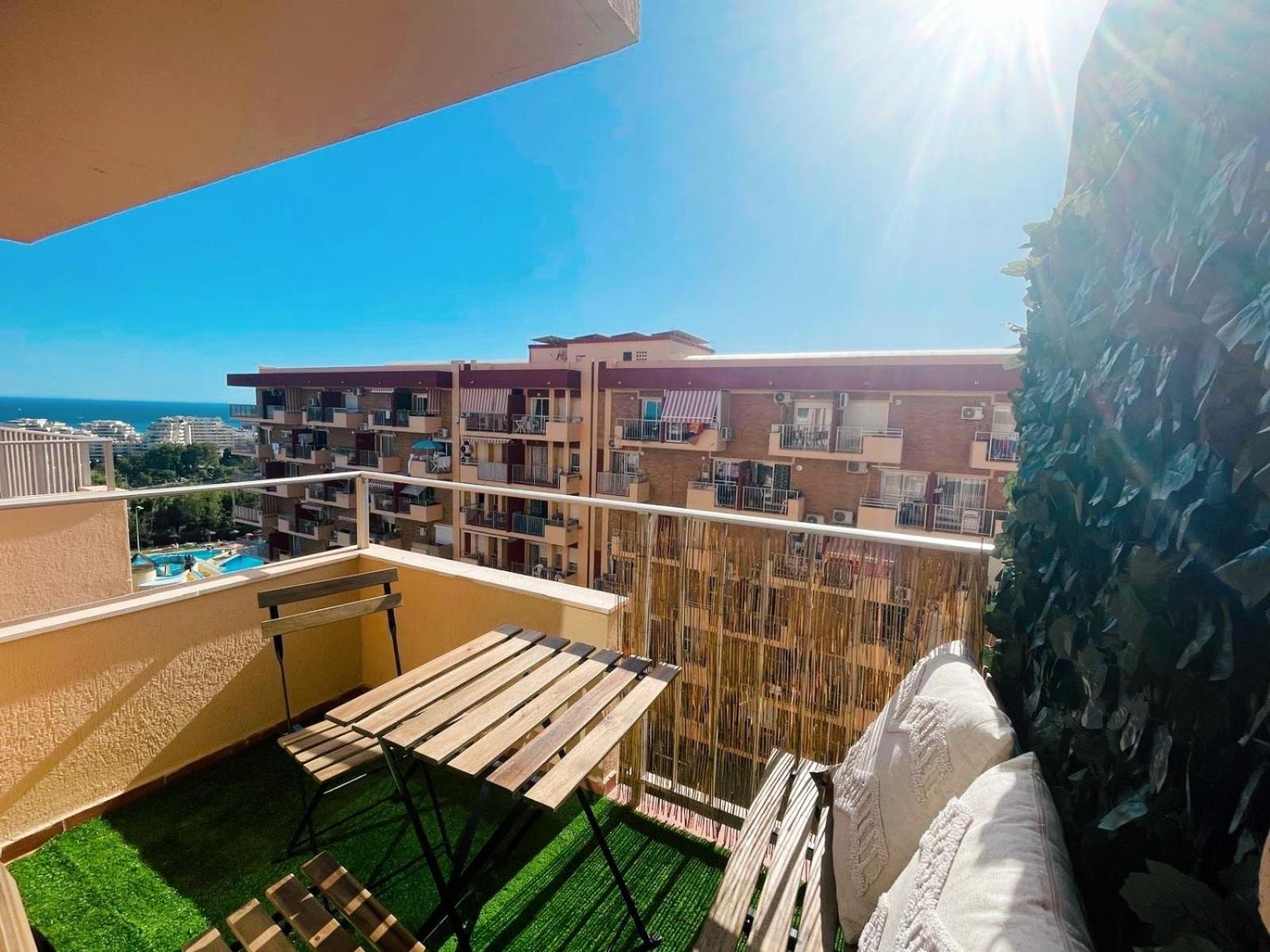 Bythewave Apartments Benalmádena Esterno foto