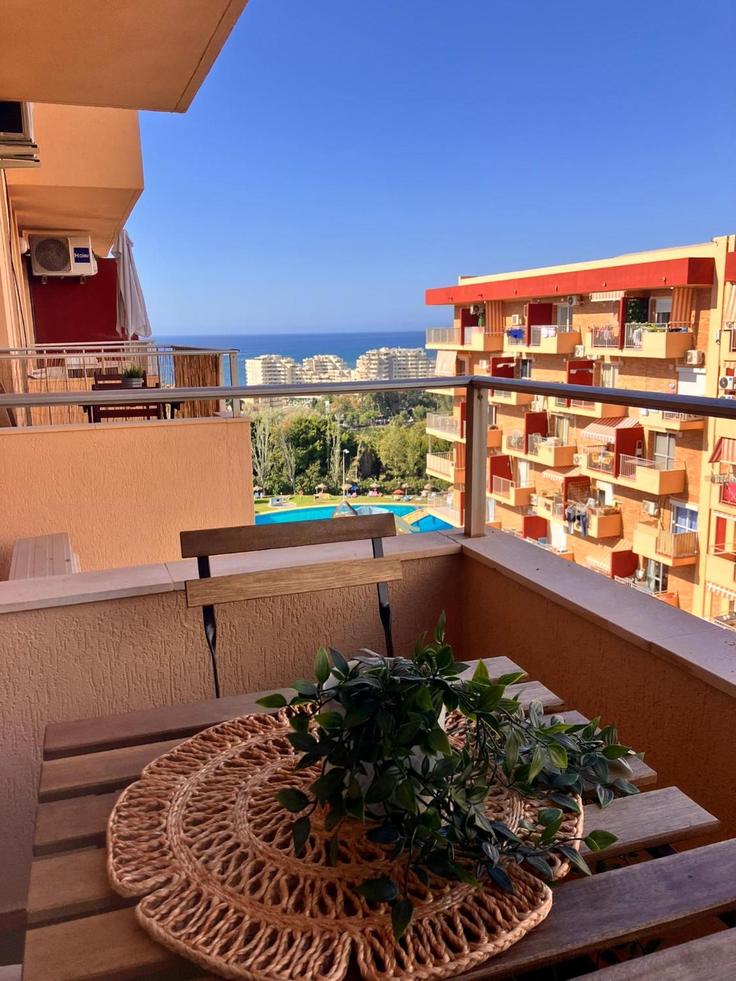 Bythewave Apartments Benalmádena Esterno foto